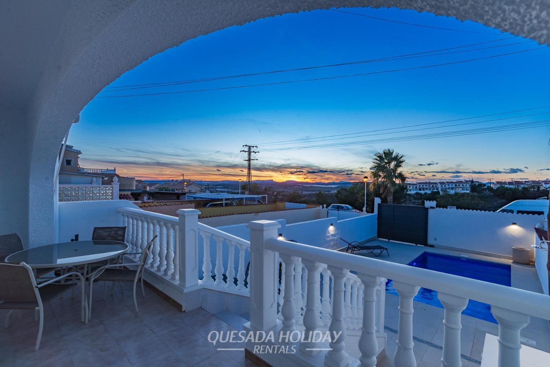 Semi-detached Costa Balear Private Pool & Views *